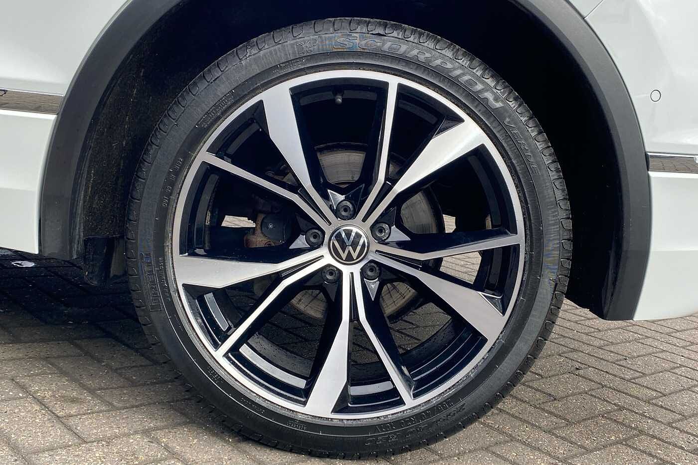 Volkswagen Tiguan 2.0 TDI (150PS) R-Line SCR 4Motion DSG